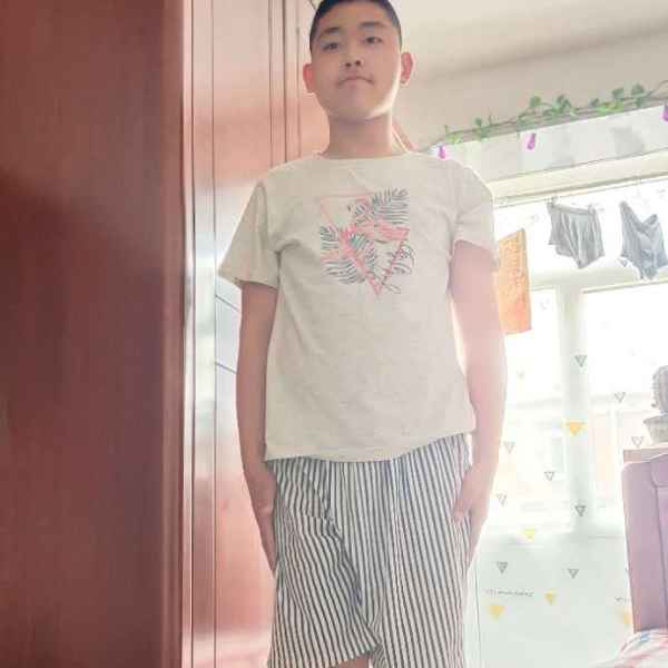 河北20岁单身帅哥真诚找对象-河池征婚相亲网