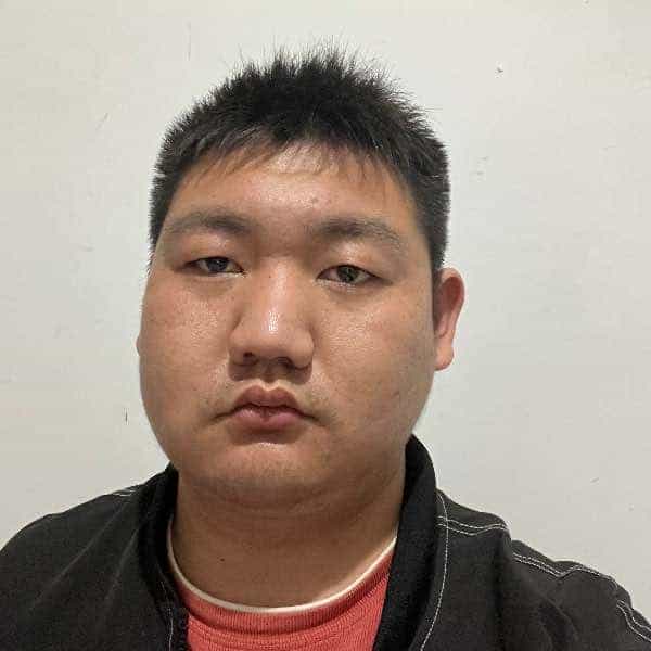 江西34岁单身帅哥真诚找对象-河池征婚相亲网