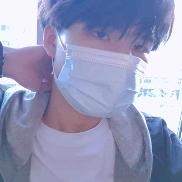 贵州22岁单身帅哥真诚找对象-河池征婚相亲网