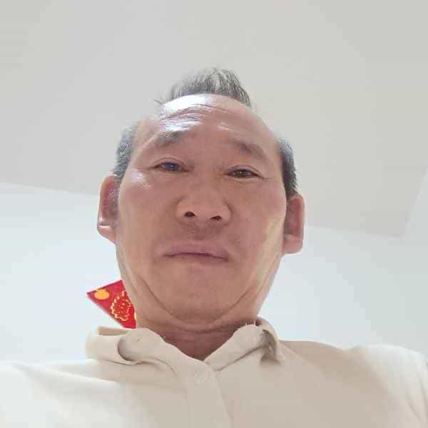 云南55岁单身帅哥真诚找对象-河池征婚相亲网