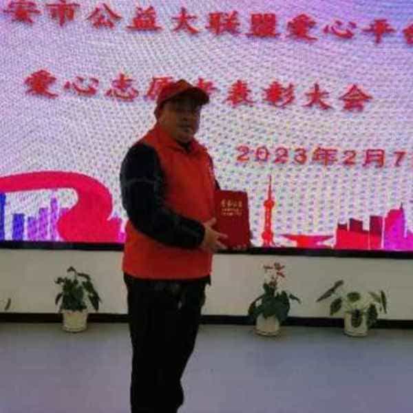 江西42岁单身帅哥真诚找对象-河池征婚相亲网