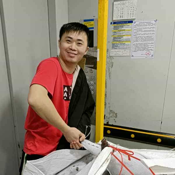 福建30岁单身帅哥真诚找对象-河池征婚相亲网