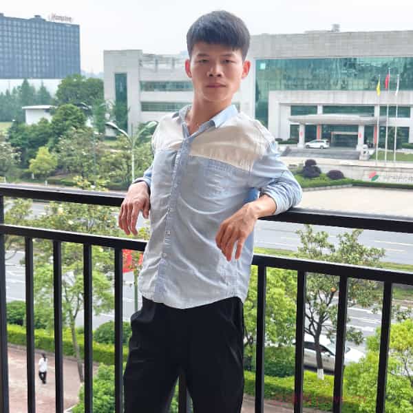 湖南28岁单身帅哥真诚找对象-河池征婚相亲网