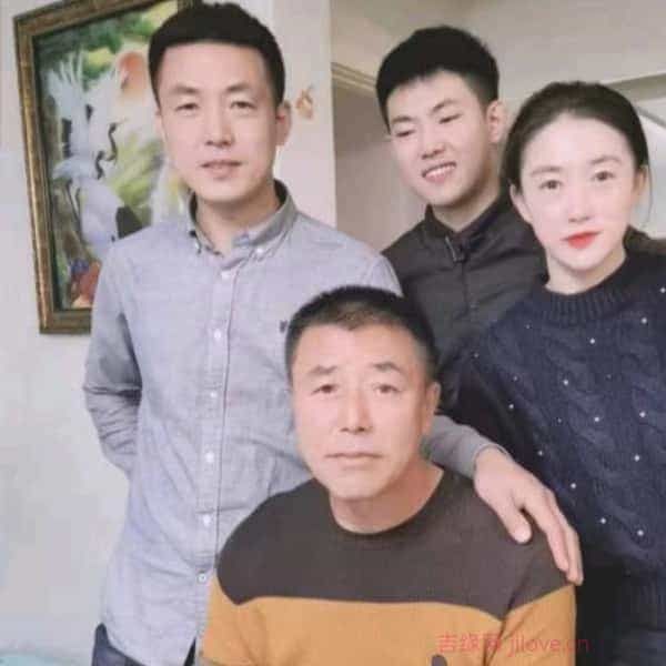 黑龙江23岁单身帅哥真诚找对象-河池征婚相亲网