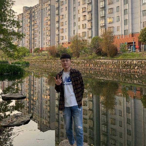 24岁岁河南单身帅哥 - 河池吉缘网